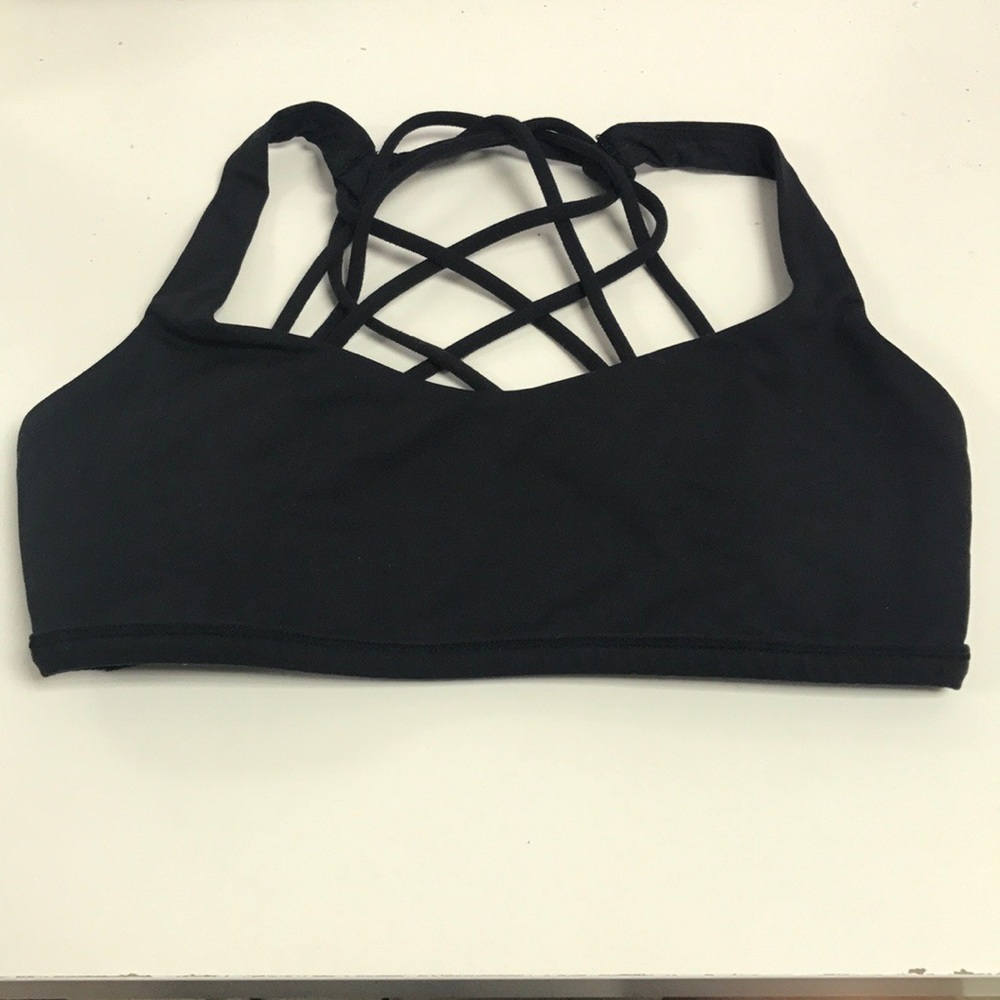 Lululemon black sports bra size 4